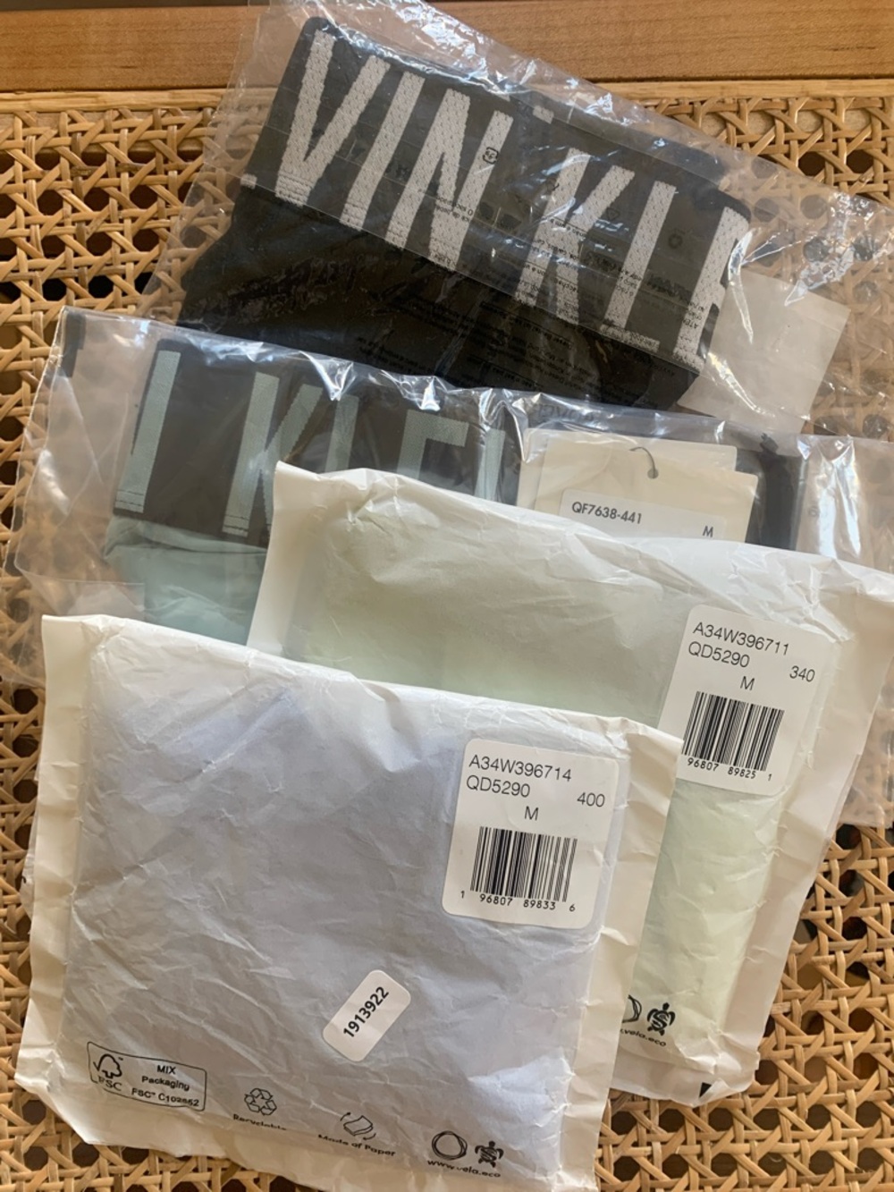 Calvin Klein underware bundle - Picture 9 of 9